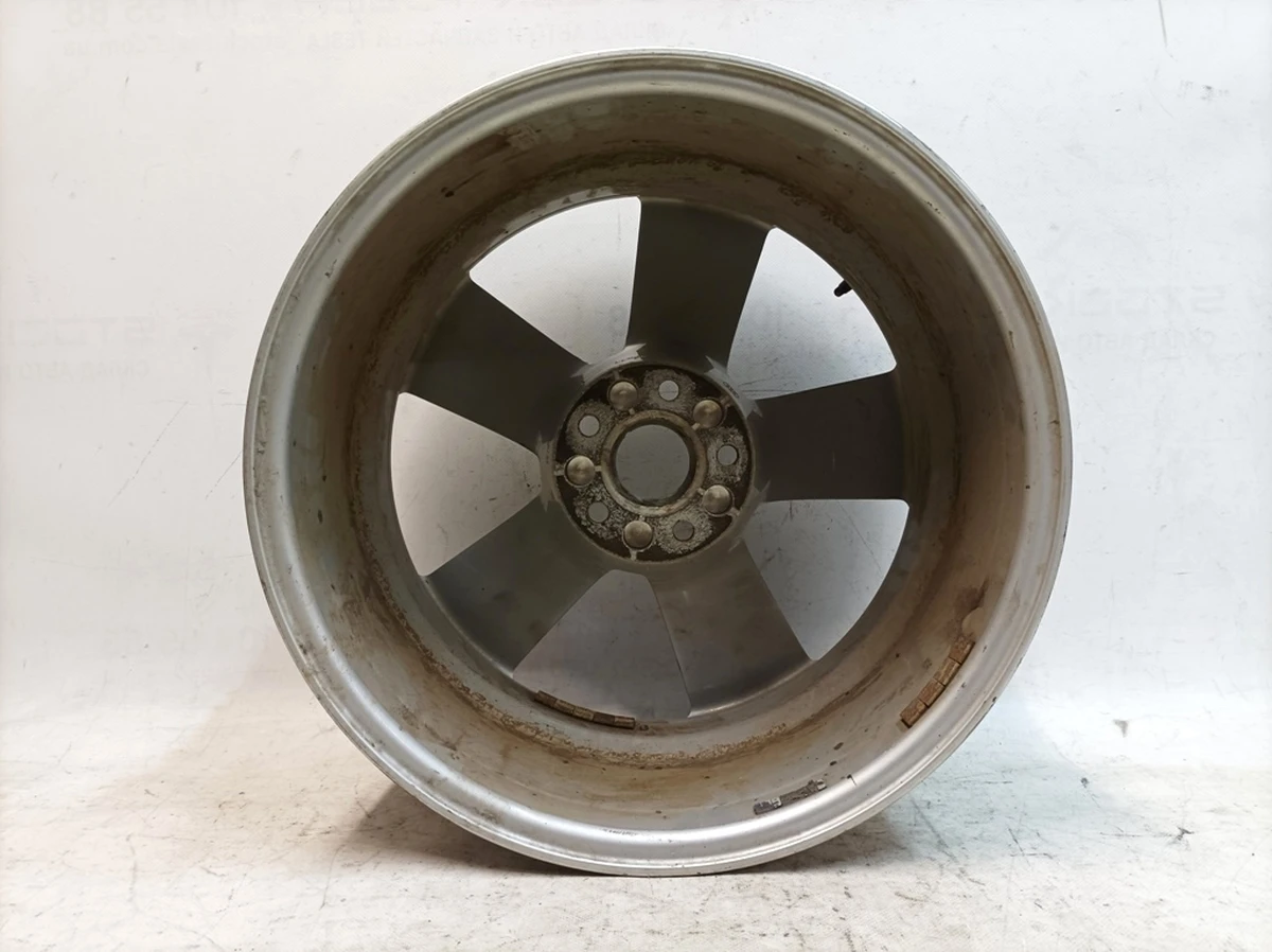 Aluminum rim E8Jx18H2 ET25 minor damage Color code: 8Z8 Audi Q7 4M0601025A