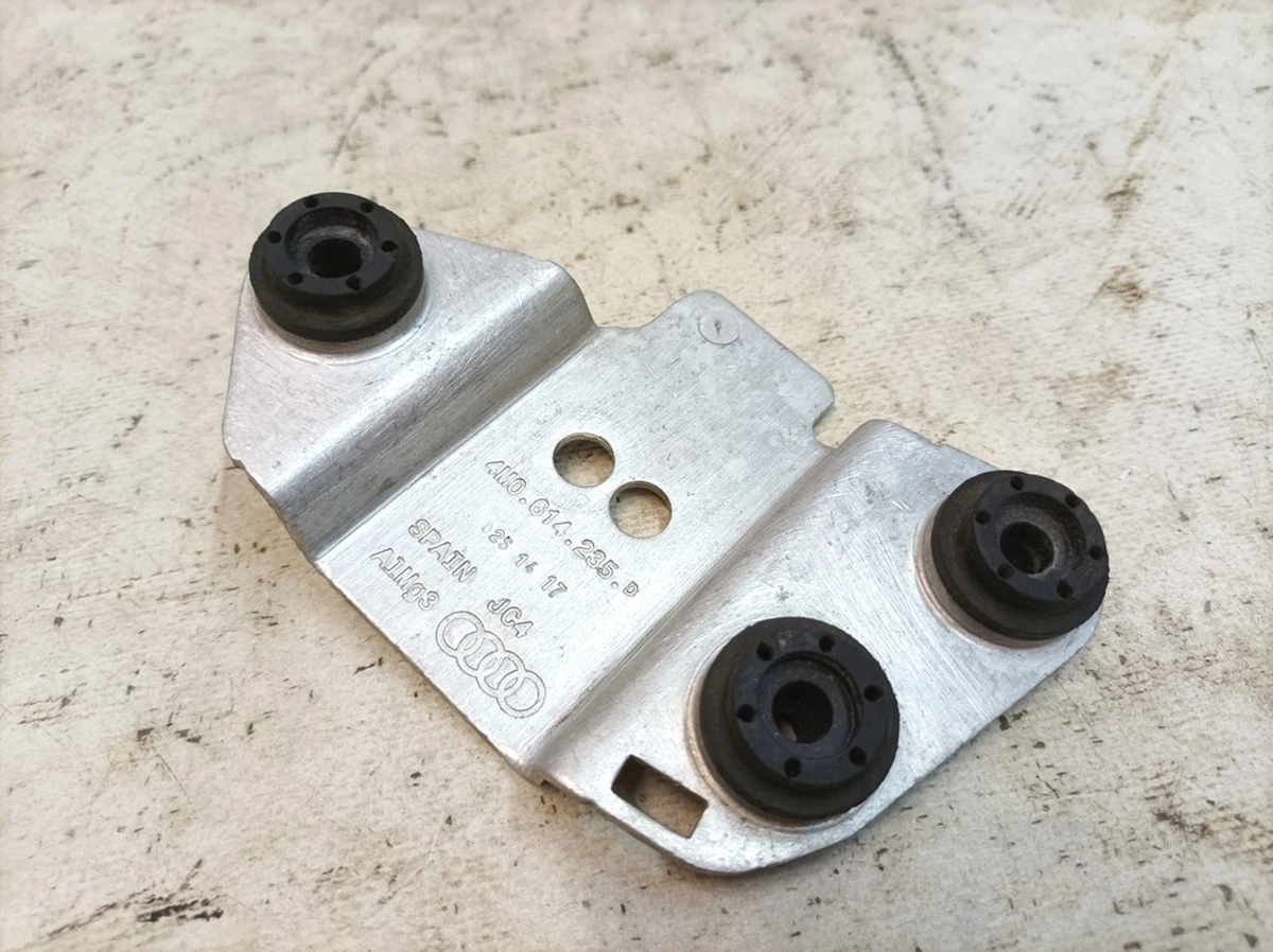 Bracket support block ABS Audi Q7 4M0614235D