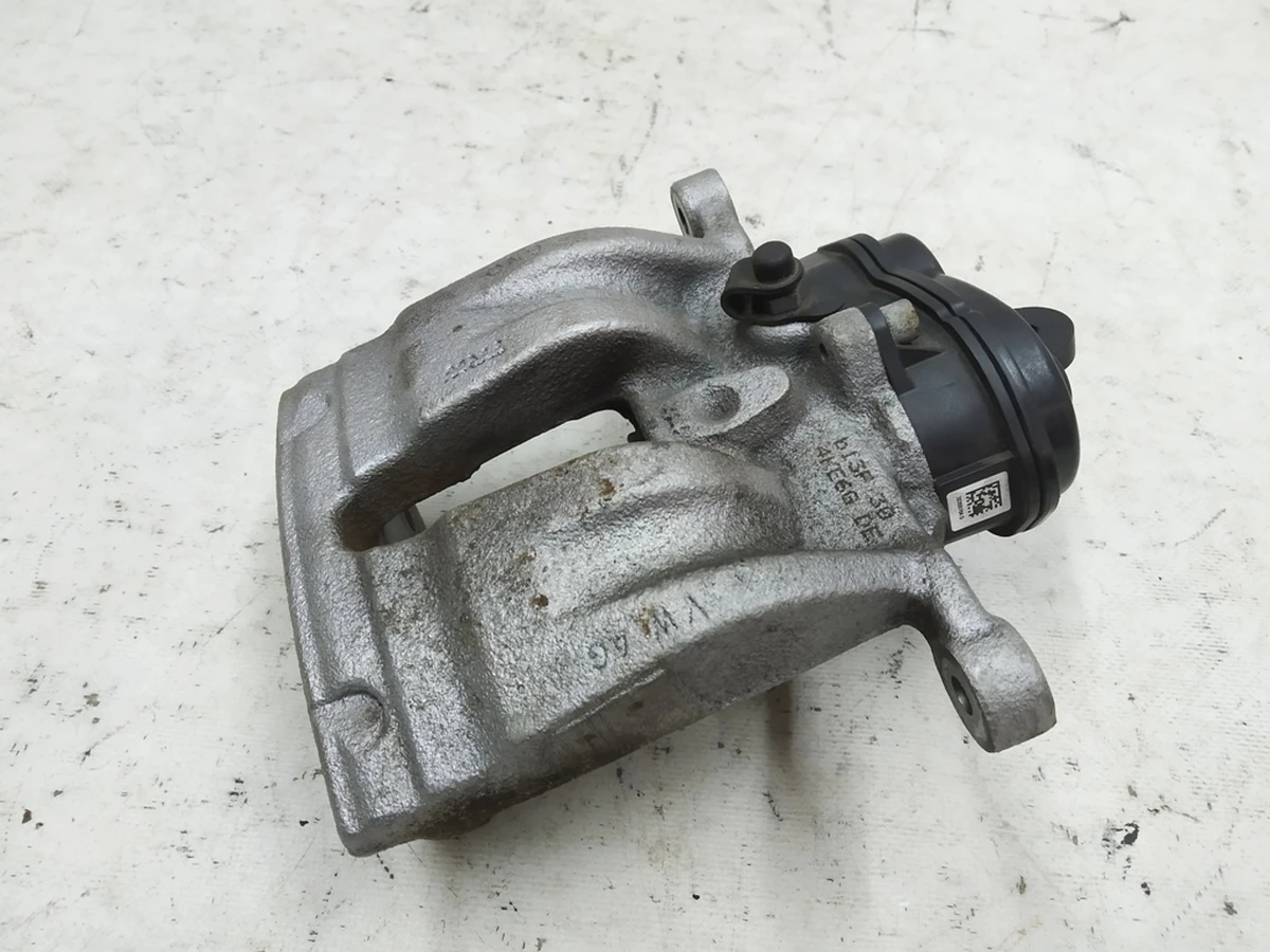 Супорт гальмівний задній правий з електродвигуном, що виконує, без колодок Audi E-tron 4M0615404A