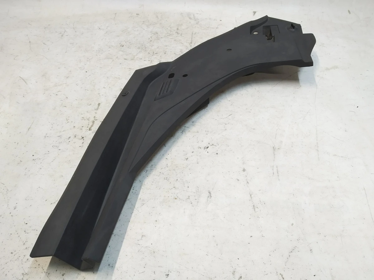 Engine compartment headlight trim left Audi Q7 4M0805285A