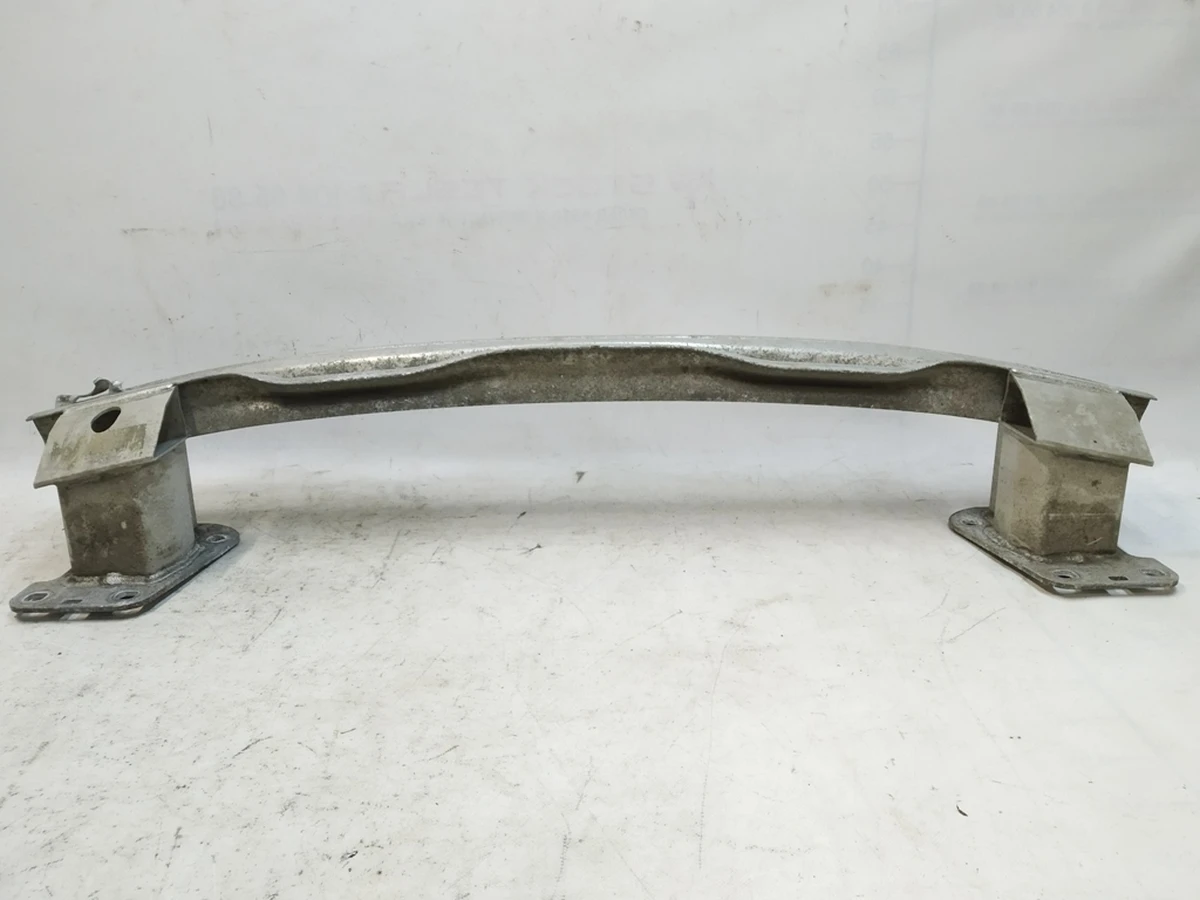 Підсилювач бампера заднього із пошкодженням Audi Q7 4M0807309