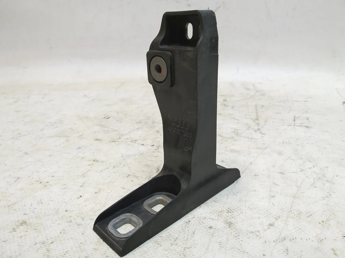 Опора панелі кріплення радіатора ліва Audi Q7 4M0807333