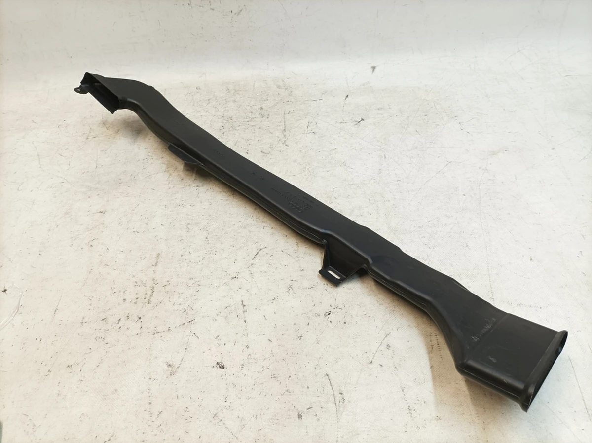 Повітропровід стійки B лівий Audi Q7 4M0819725B