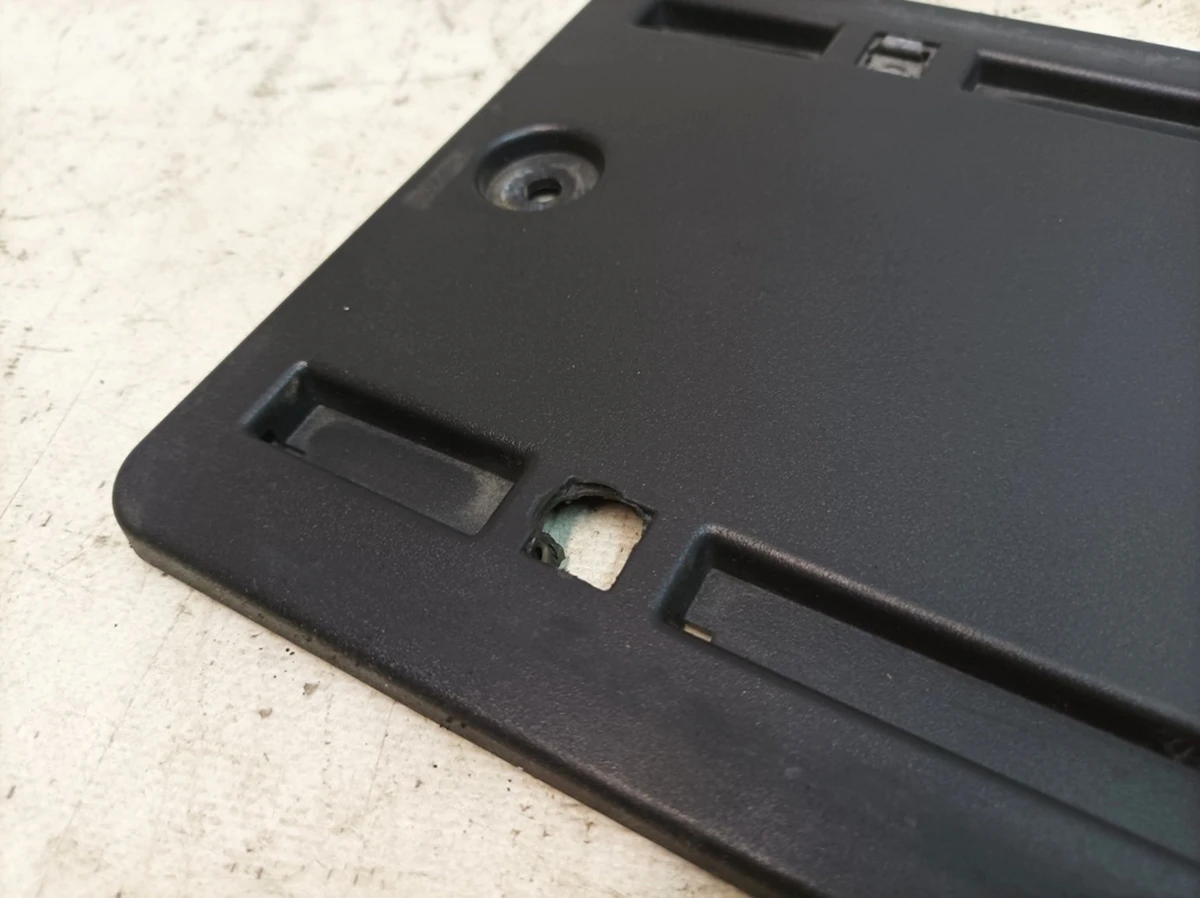 License plate panel for trunk lid with minor damage Audi Q7 4M0827113