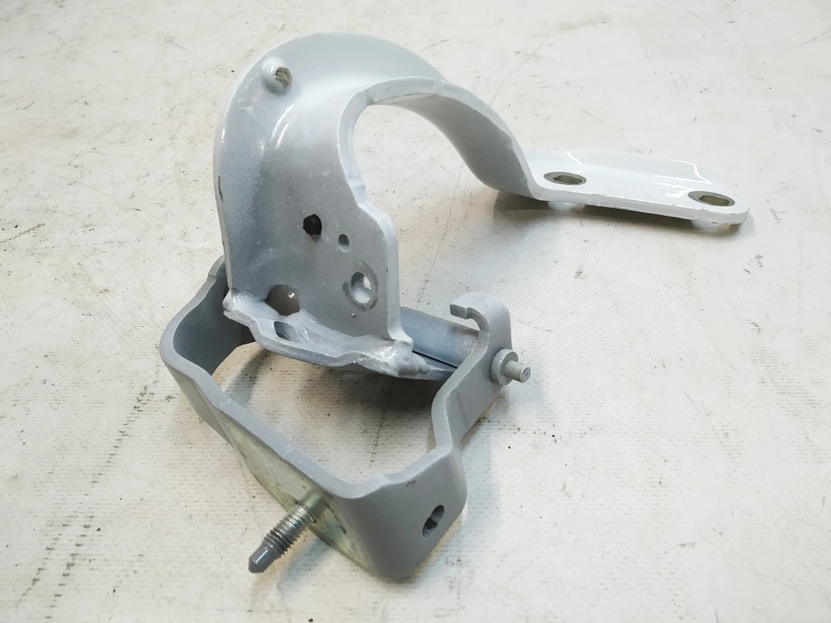 Петля крышки багажника левая Ibis White Audi Q7 4M0827299C