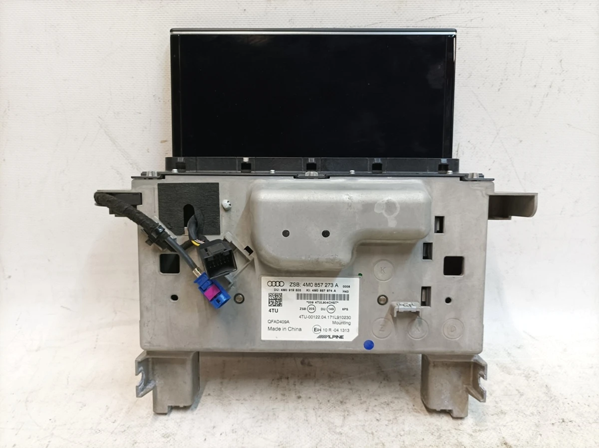 Дисплей мультимедійної системи 'MMI' у зборі Audi Q7 4M0857273A