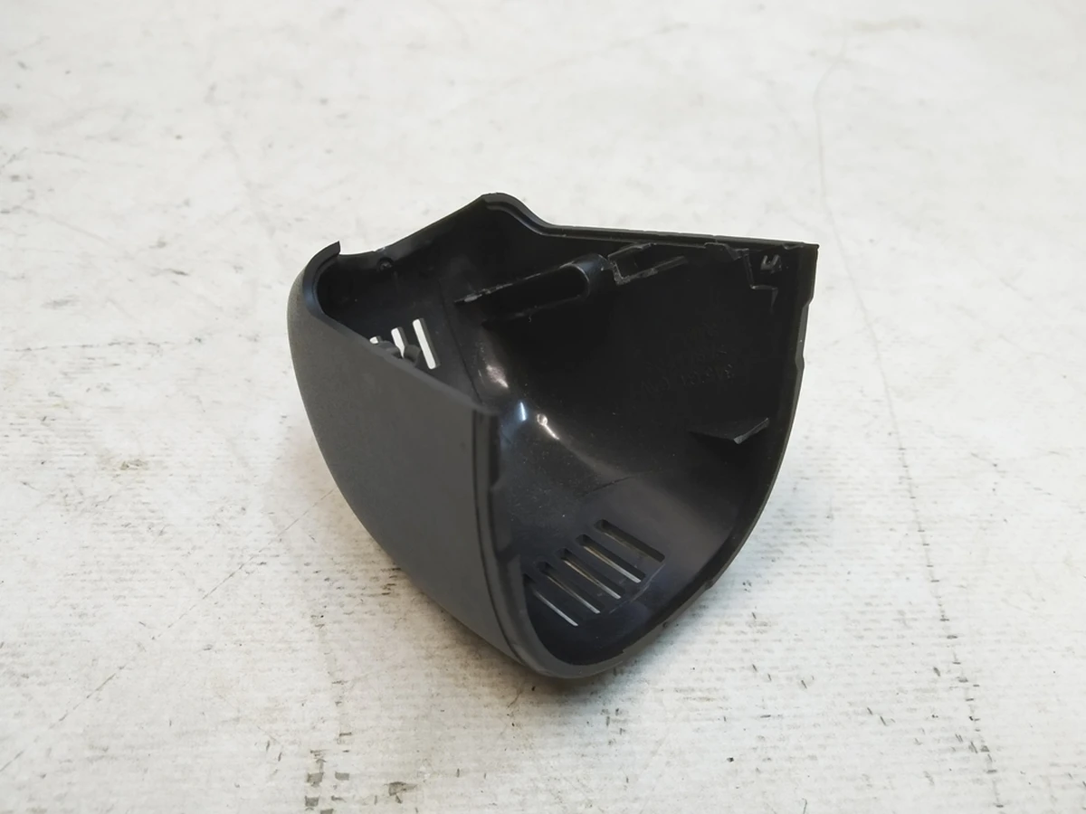 Кришка кріплення дзеркала заднього виду Audi Q7 4M0857511