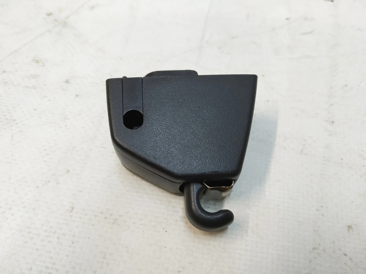 Кронштейн солнцезащитного козырька левый правый Audi Q7 4M0859561C