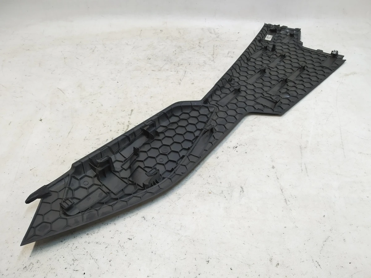 Накладка боковая центральной консоли правая Audi Q7 4M0863306A