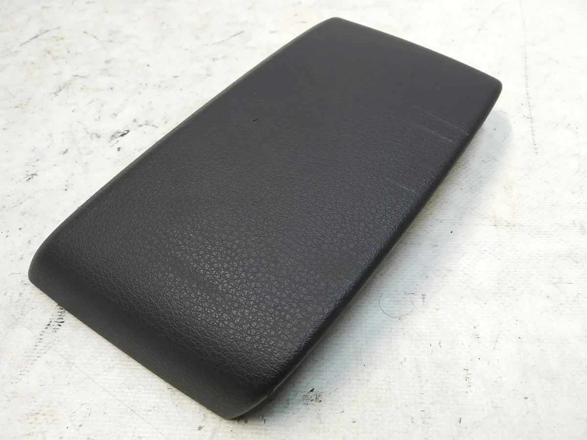 Pad rear armrest center console Audi Q7 4M0863915