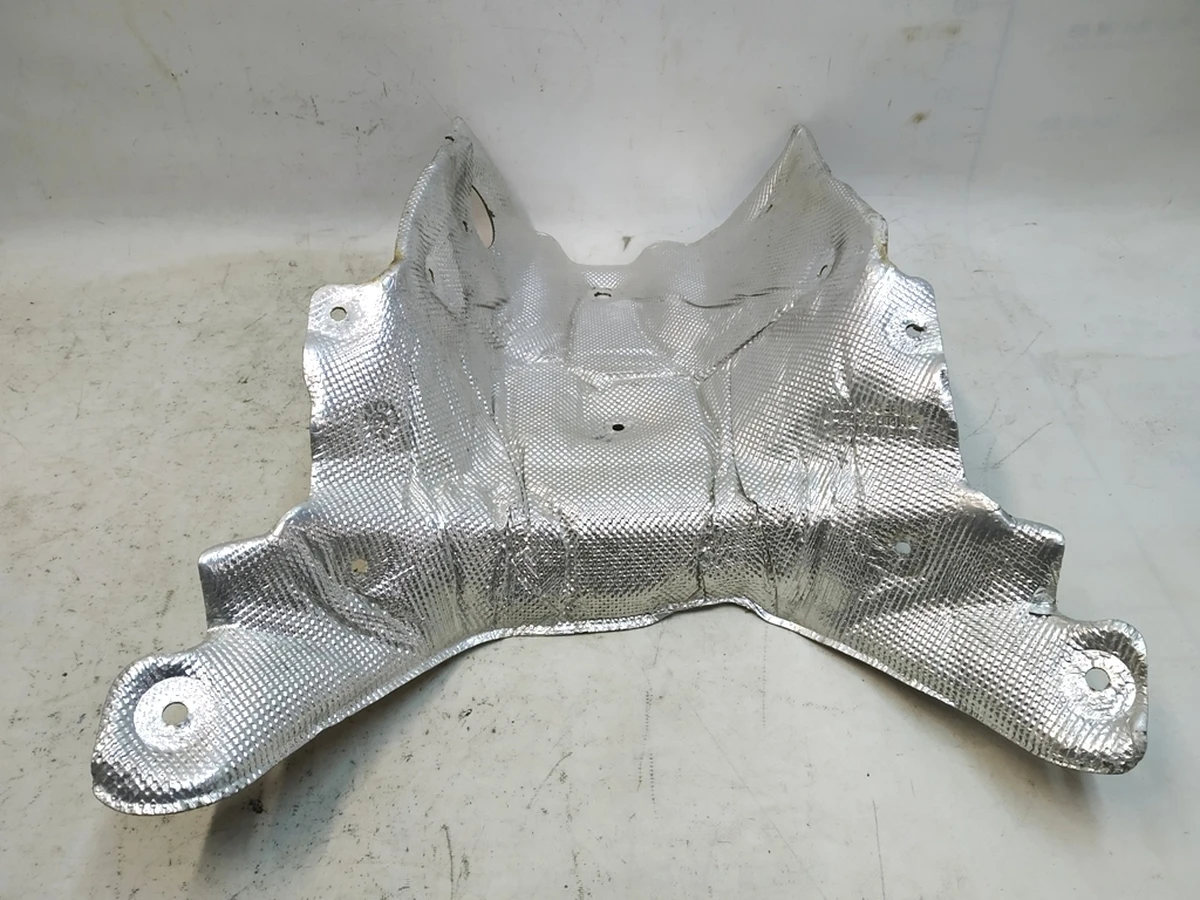 Шумоізоляція перегородки моторного відсіку Audi Q7 4M0863983N