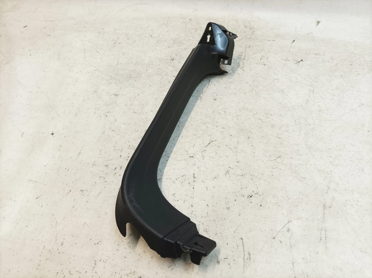 Облицювання кришки багажного відсіку ліва верхня 4PK Audi Q7 4M0867607E