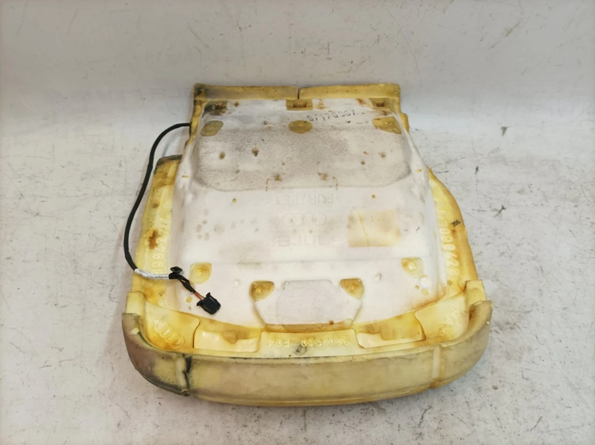 Наповнювач подушки сидіння переднього лівого у зборі з підігрівом пошкоджено Audi Q7 4M0881361A