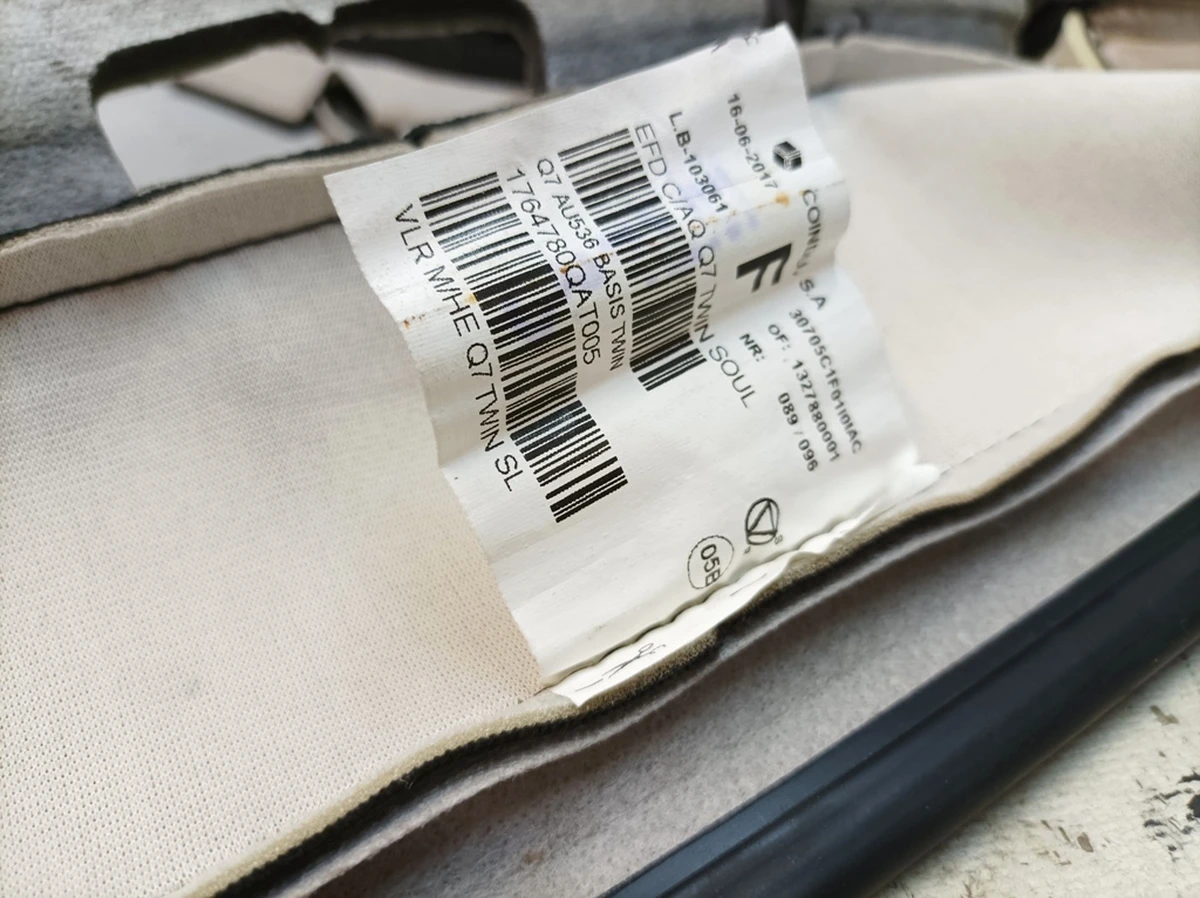 Seat back cover, front right, leather/artificial leather QJH Twin soul with heating element damaged Audi Q7 4M0881806A