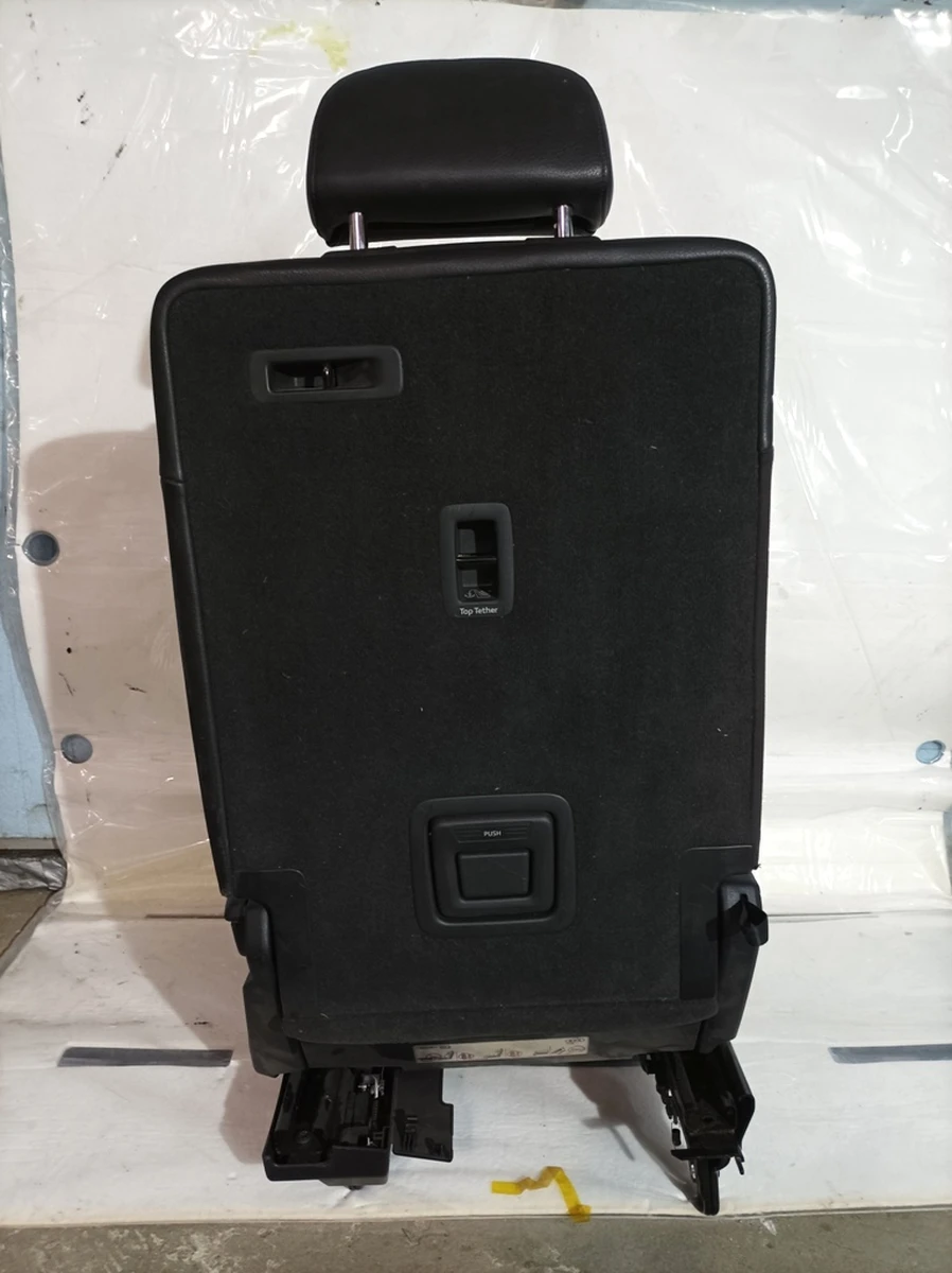 Seat 2nd row left leather/artificial leather with heating and headrest assembly QJH soul S-Line damaged Audi Q7 4M0883107A