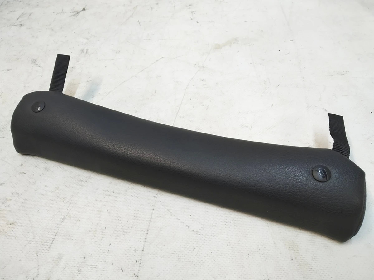 Подушка нижняя сиденья второго ряда (искусственная кожа) soul 38M левая правая Audi Q7 4M0883425F