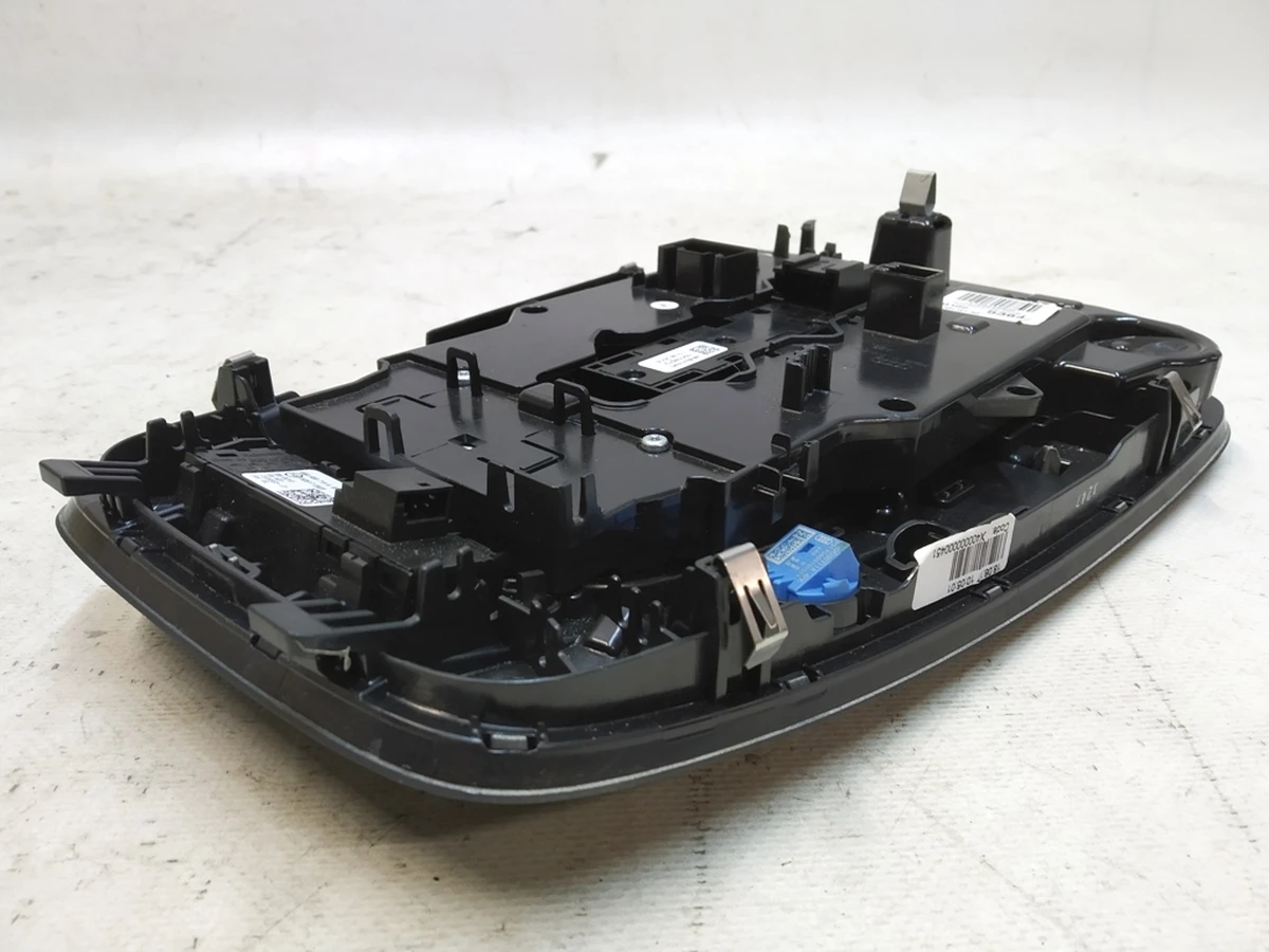 Панель освещения с микрофоном и блоком управления в сборе с датчиком движения Audi Q7 4M0947135CP