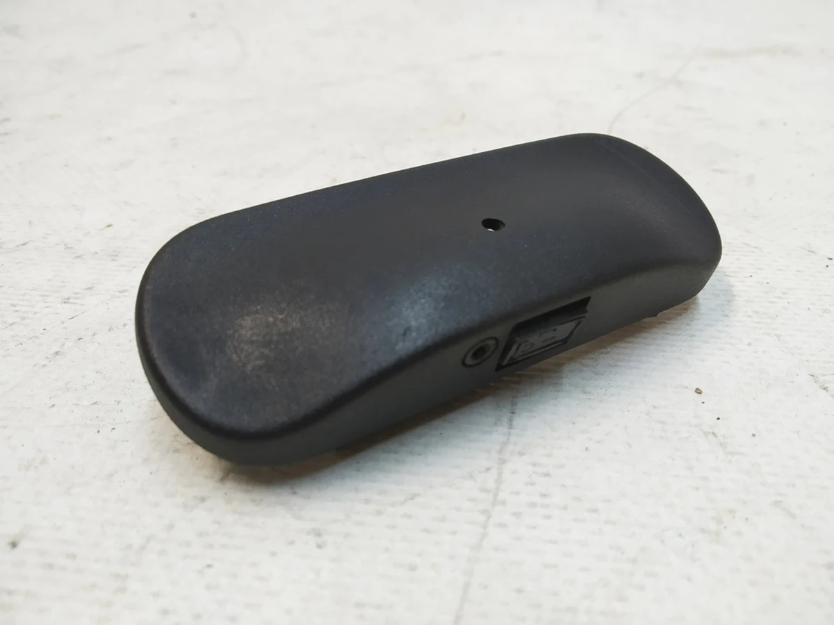 Heated windshield washer nozzle Audi Q7 4M0955989