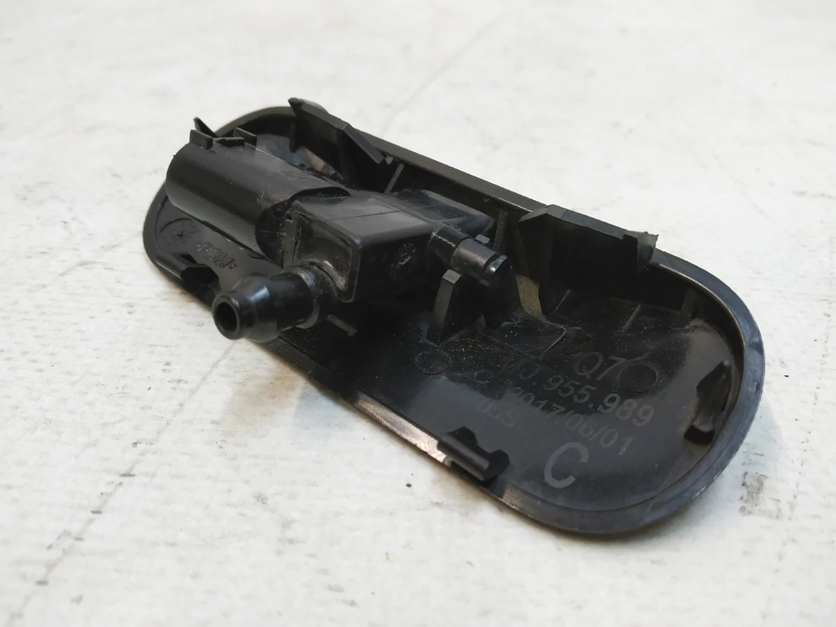 Heated windshield washer nozzle Audi Q7 4M0955989