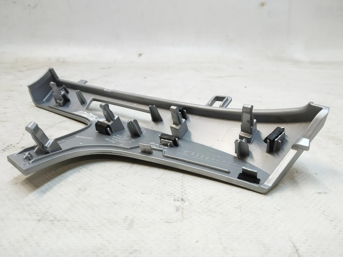 Декоративна накладка передньої панелі (торпедо) ліва NP5 Audi Q7 4M1853191J