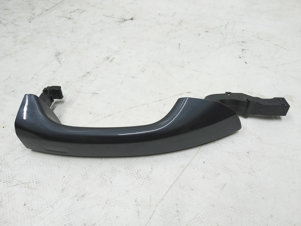 Ручка двери наружная передняя задняя правая X7L manhattengrau Audi E-tron 4M8837206B