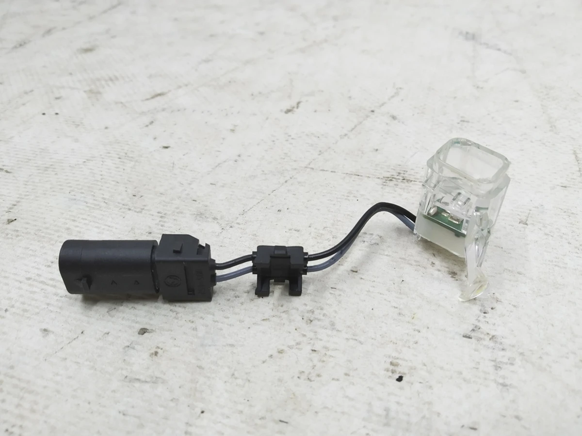 Ambient light for door handle front rear outer left Audi E-tron 4M8947133