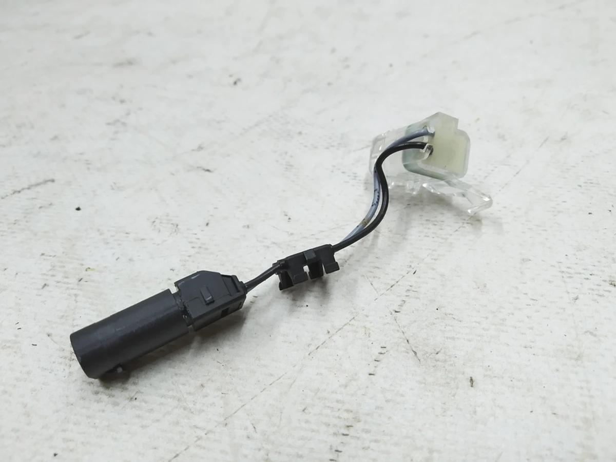 Ліхтар розсіяного освітлення ручки дверей передньої задньої зовнішньої правої Audi E-tron 4M8947134