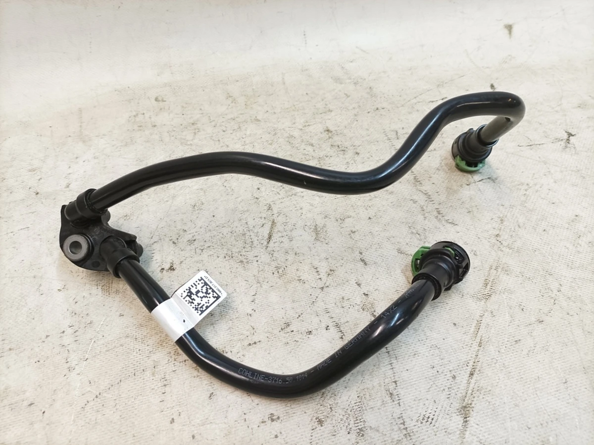 Pressure oil line for transmission oil cooling assembly Audi Q7 4N0317801D