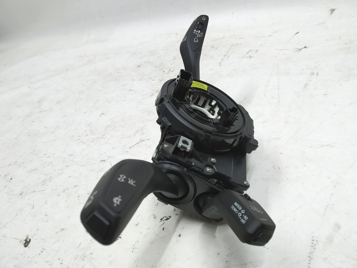 Блок підрульових перемикачів Audi E-tron 4N0907129Q