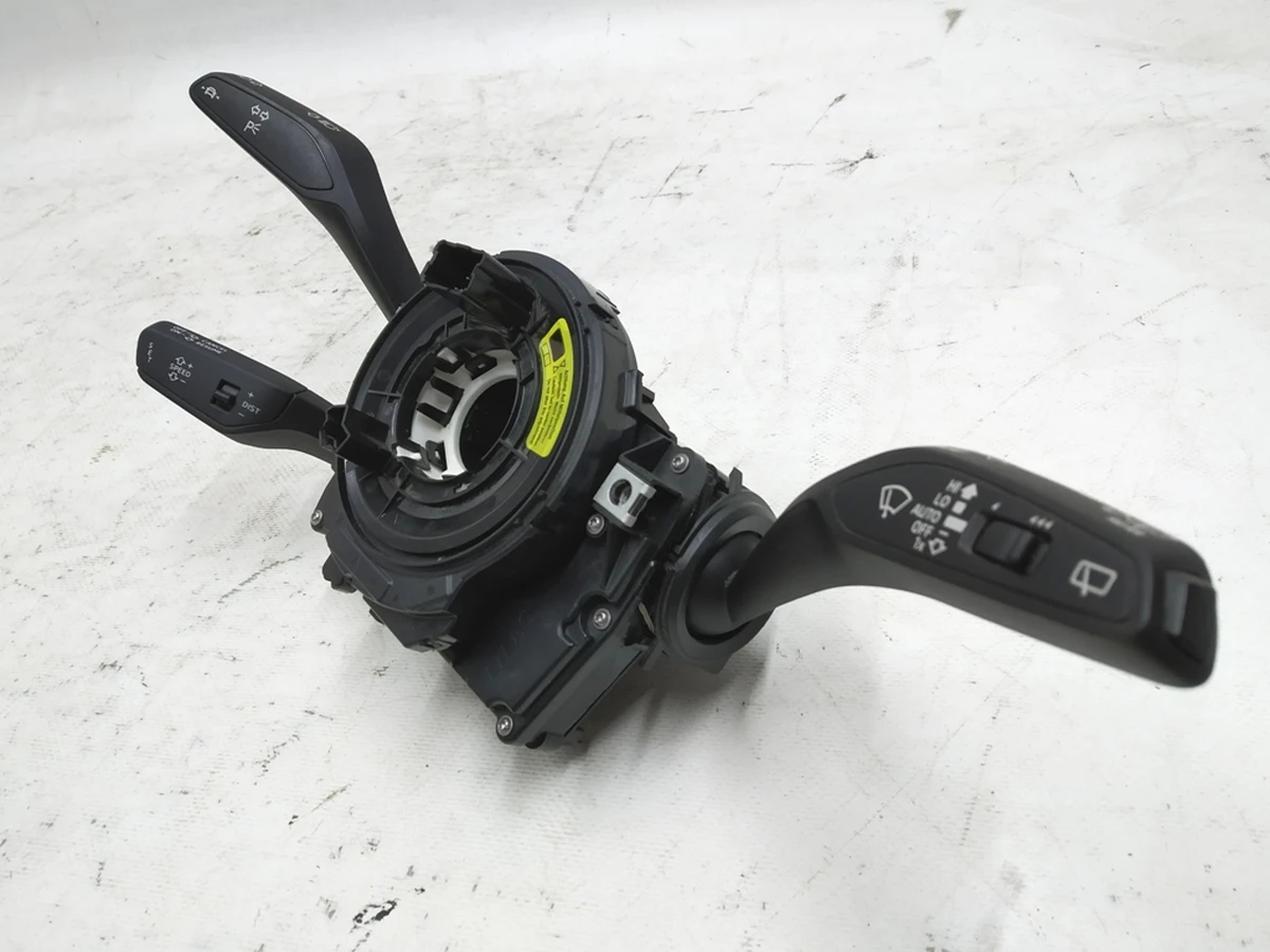 Блок підрульових перемикачів Audi E-tron 4N0907129Q