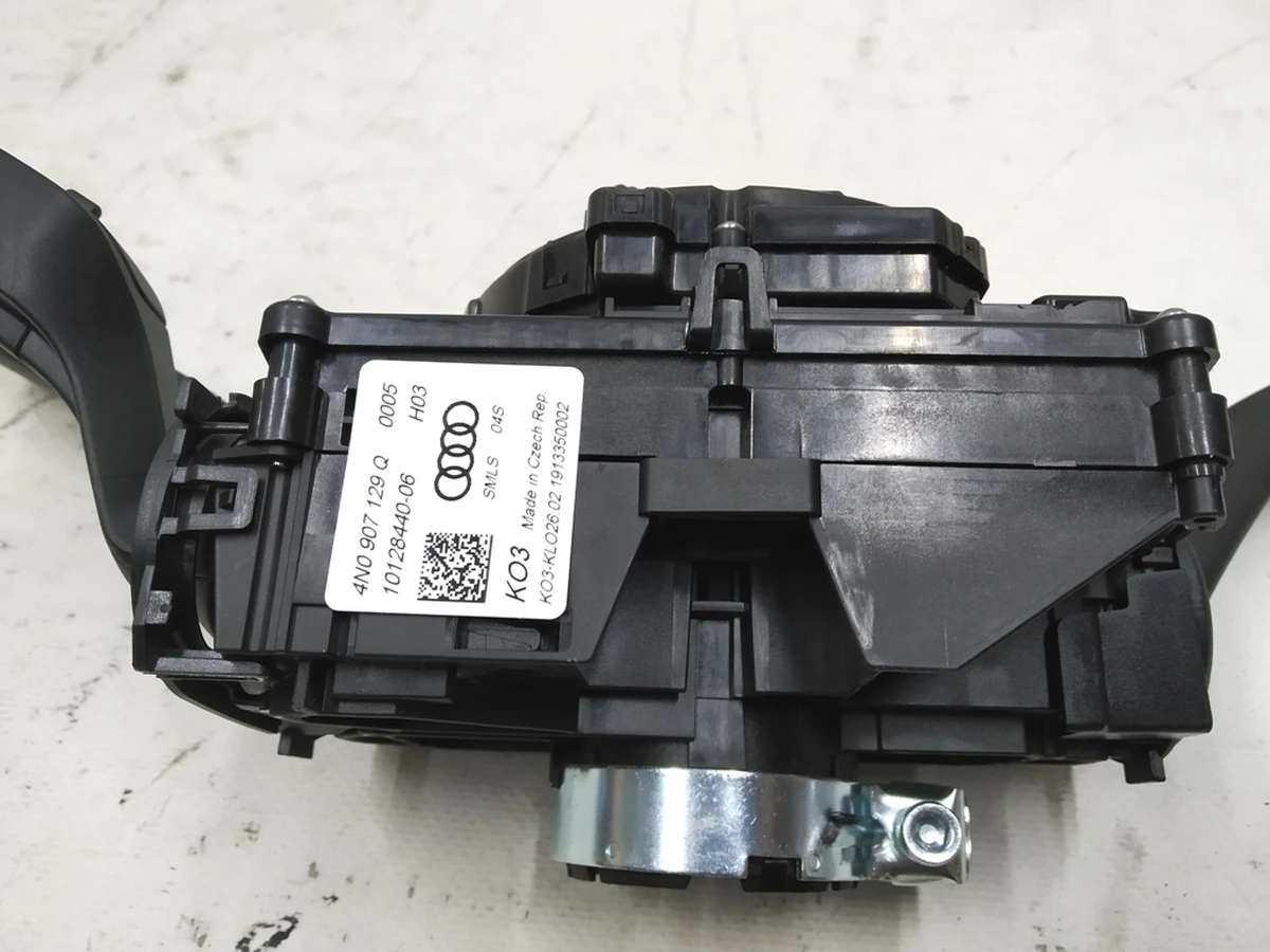 Блок підрульових перемикачів Audi E-tron 4N0907129Q