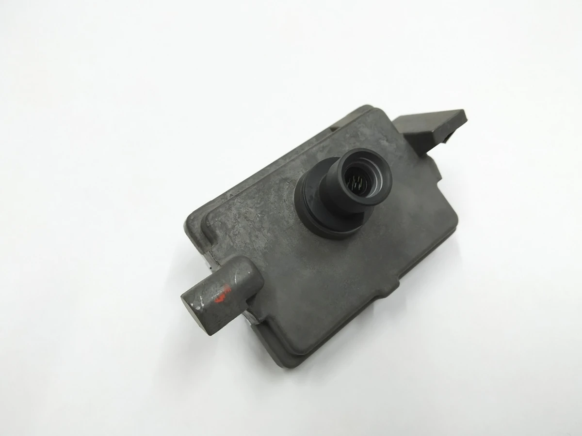 Передня камера допоміжних систем водія Audi E-tron Porsche Taycan 4N0907217A