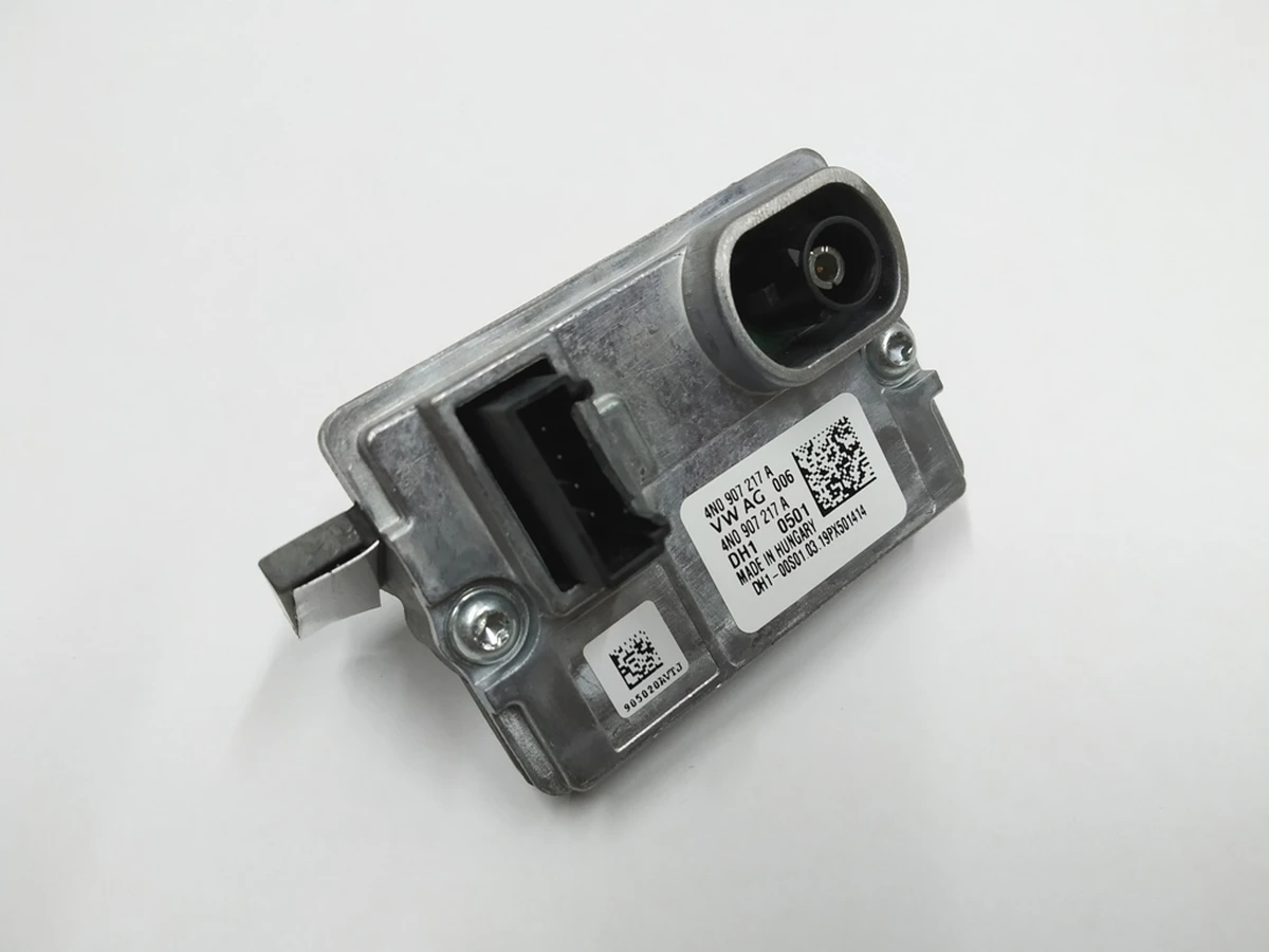 Передня камера допоміжних систем водія Audi E-tron Porsche Taycan 4N0907217A