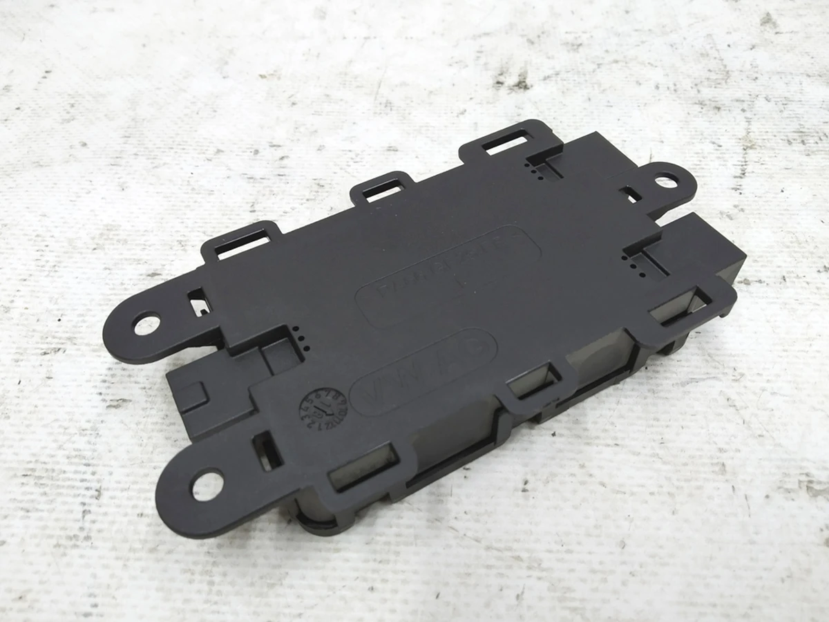 Ионизатор климатической установки Audi E-tron 4N0963415A