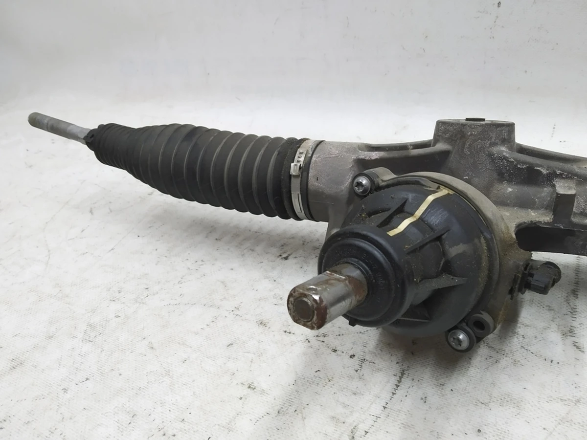 Рульовий механізм з внутрішніми шарнірами кермових тяг Audi E-tron 4N1423053L