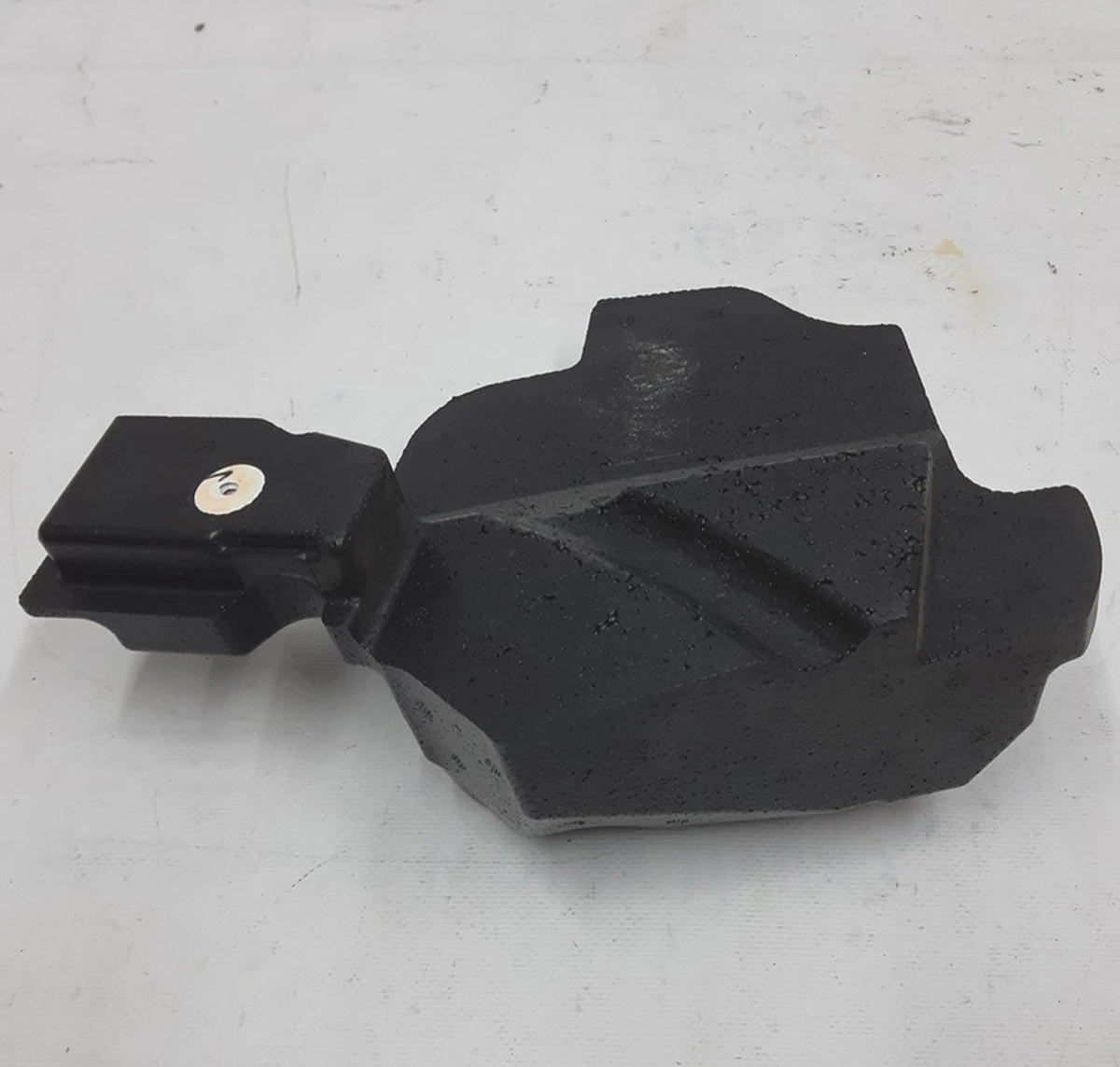 Заповнювач пустот двері передньої правої внутрішній BMW I3 51717316458