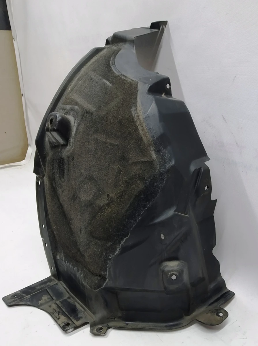 Підкрилок передній лівий задня частина BMW i3 51717368601