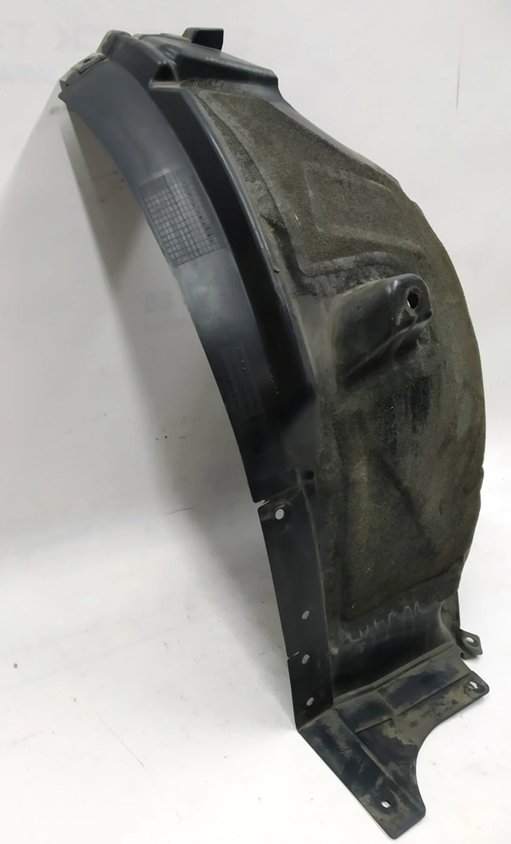 Підкрилок передній лівий задня частина BMW i3 51717368601