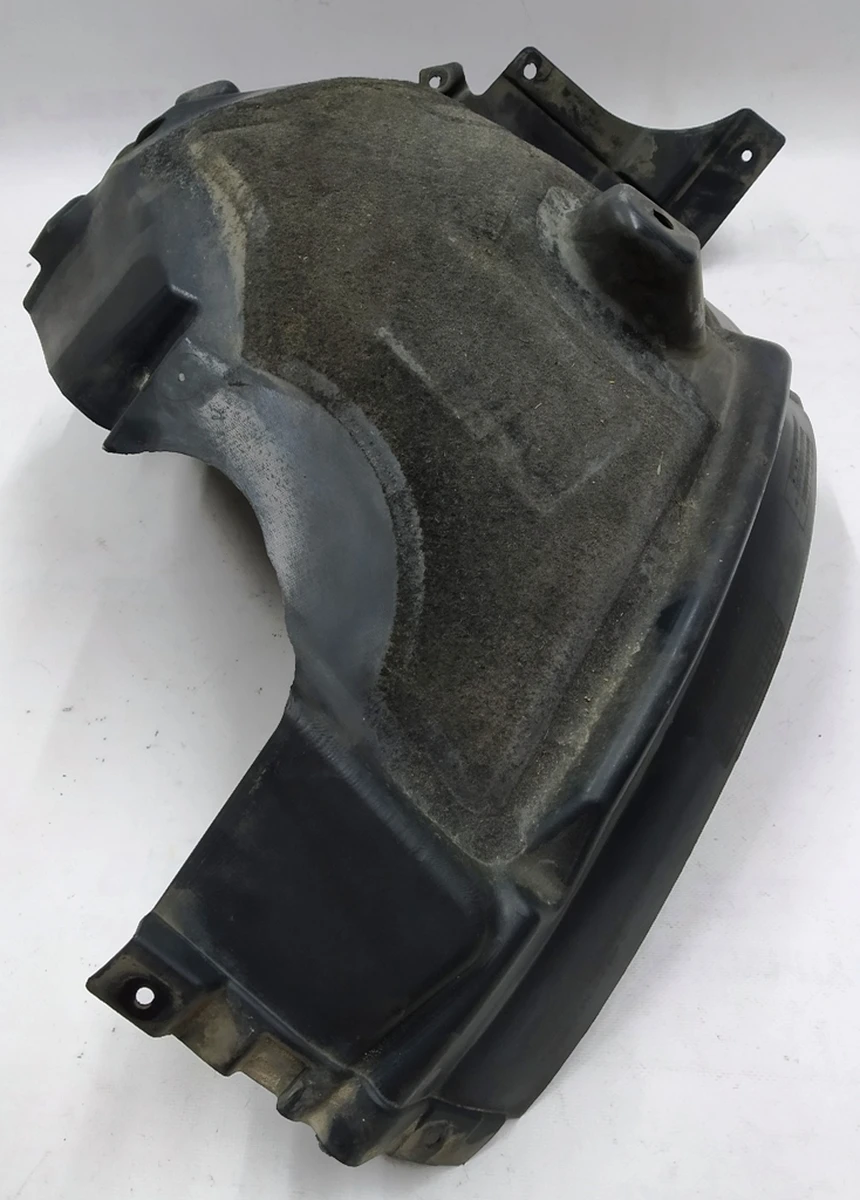 Підкрилок передній лівий задня частина BMW i3 51717368601