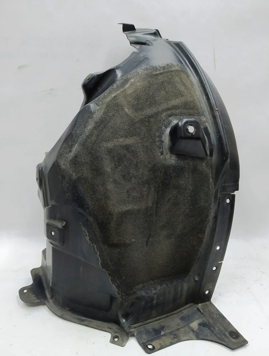 Подкрылок передний правый задняя часть BMW i3 51717368602