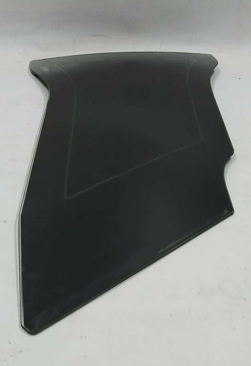 Скло крила заднього лівого (кватирка) gruen BMW i3 51357288189