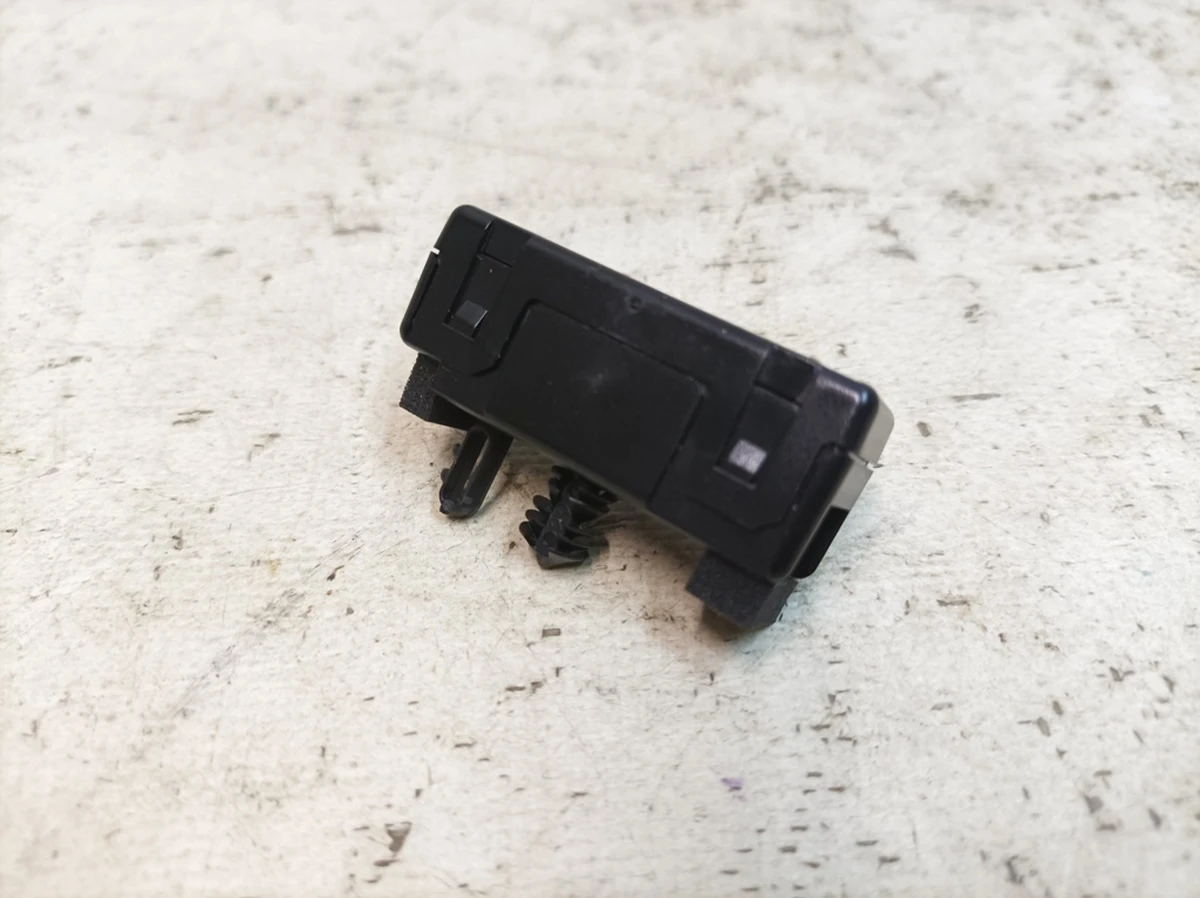 Wi-Fi antenna Porsche Taycan 5B4035510