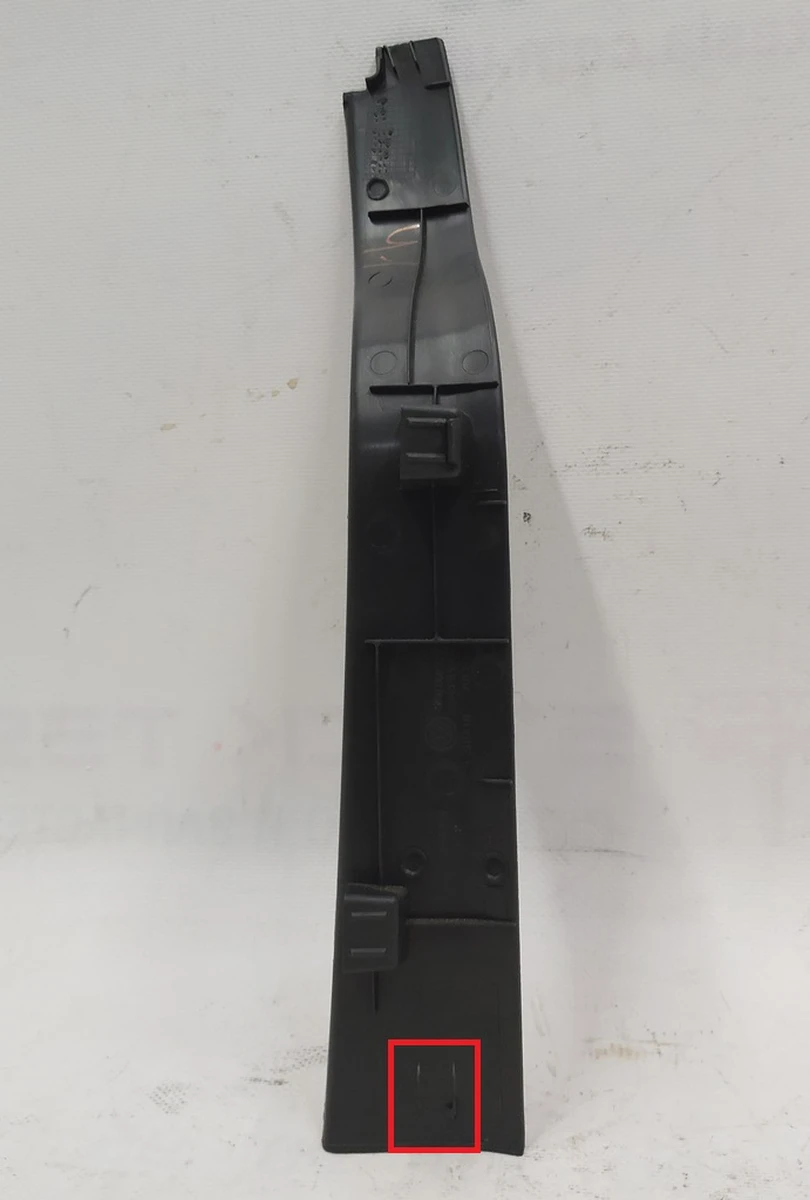 Накладка дверного проёма стойки А передняя левая с повреждением 5G0868223B Volkswagen E-GOLF