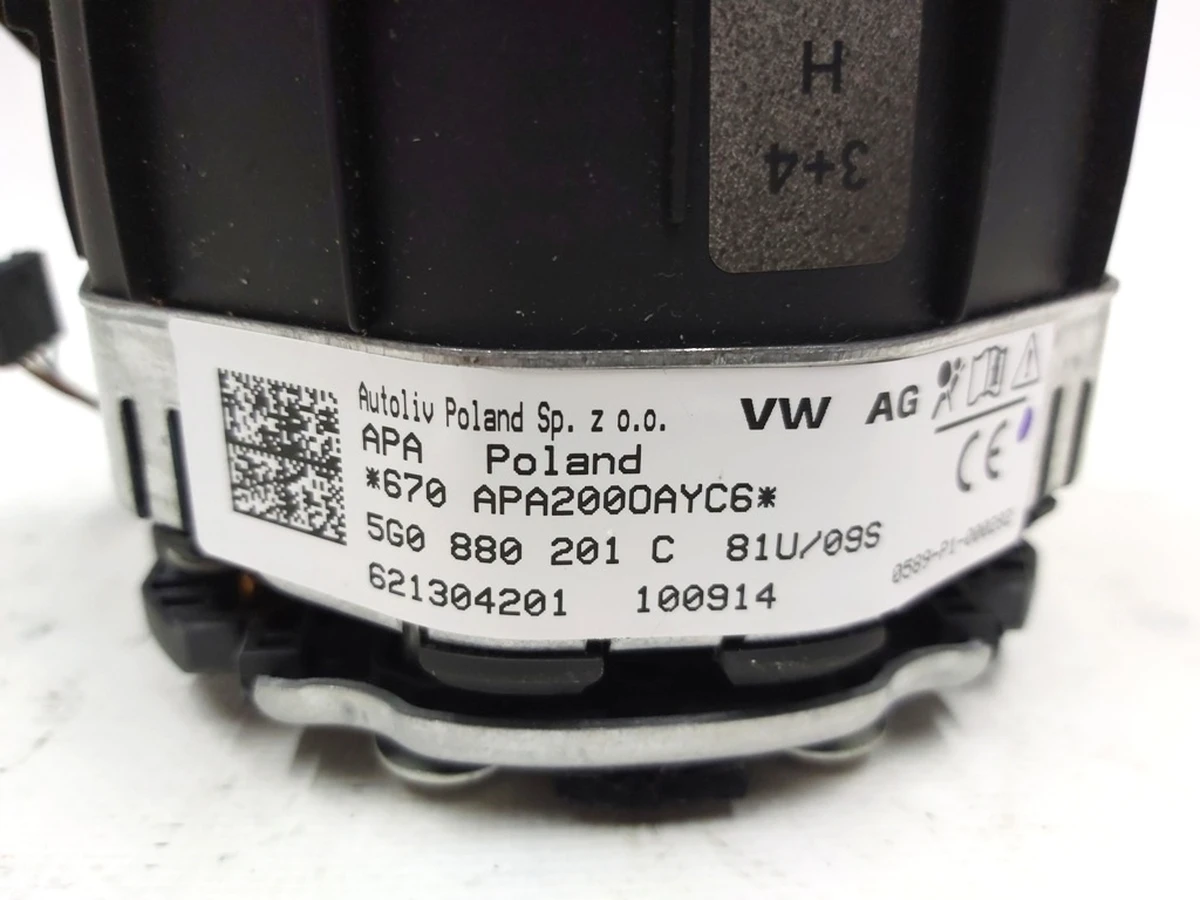 Volkswagen E-GOLF 5G0880201C steering wheel airbag module