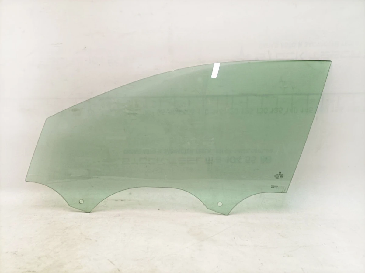 Стекло двери передней левой Volkswagen E-GOLF 5G4845201B