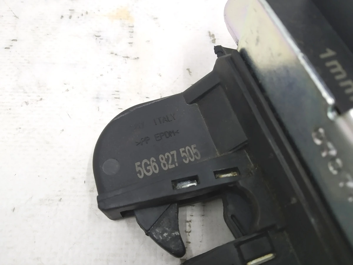 Замок багажника Volkswagen E-GOLF 5G6827505