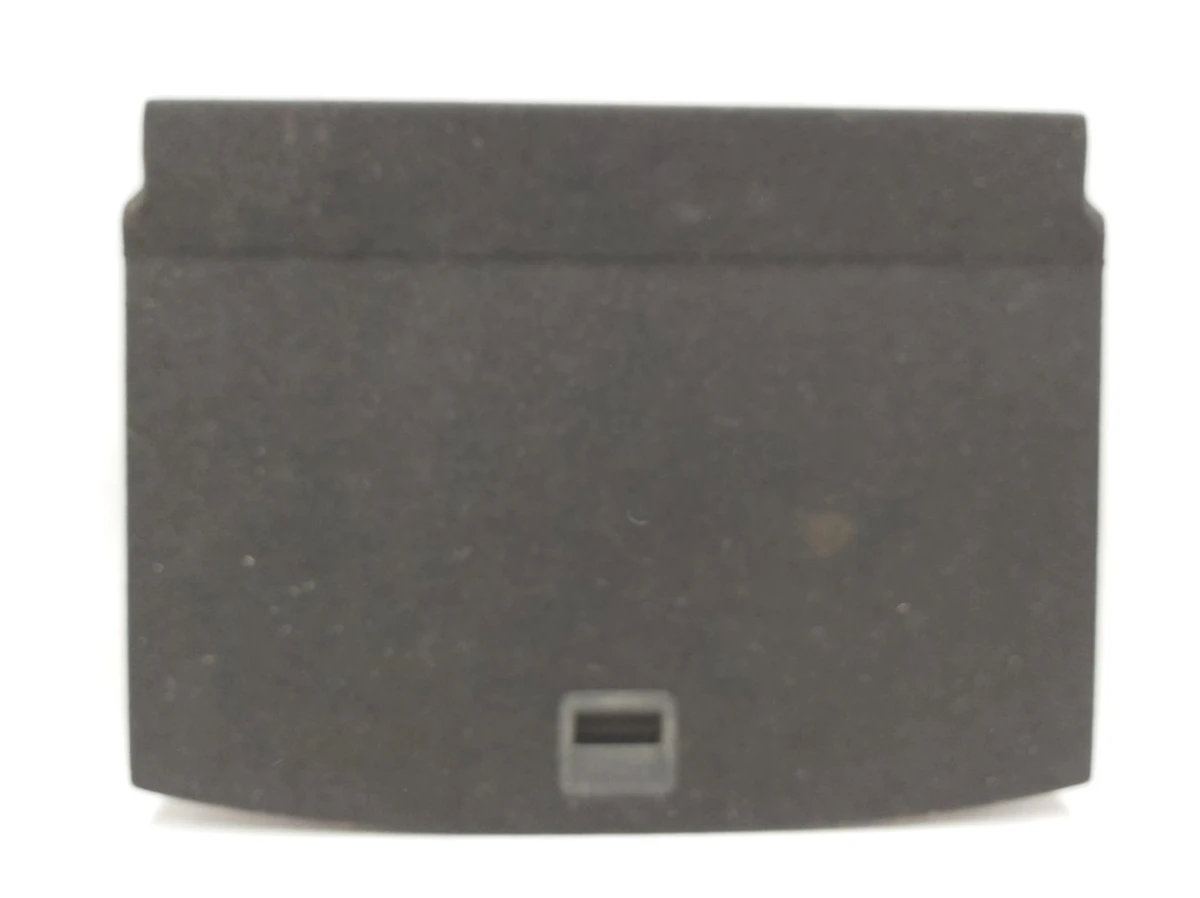 Панель пола багажного отсека чёрная в сборе с рукояткой VW E-GOLF 5G6858855FCA9