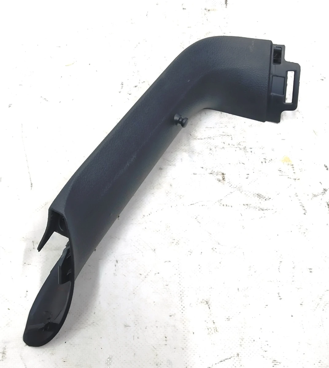 Trunk lid trim, upper right 5G6867714C Volkswagen E-GOLF