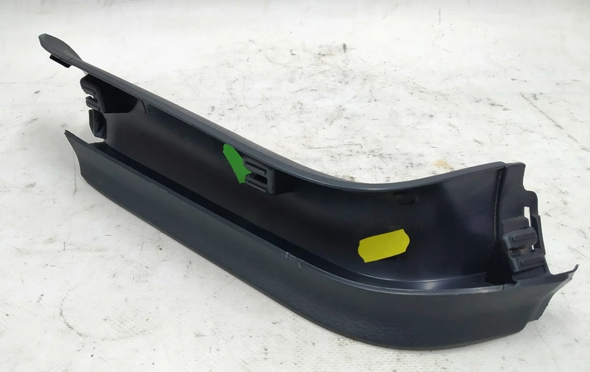 Trunk lid trim, upper right 5G6867714C Volkswagen E-GOLF