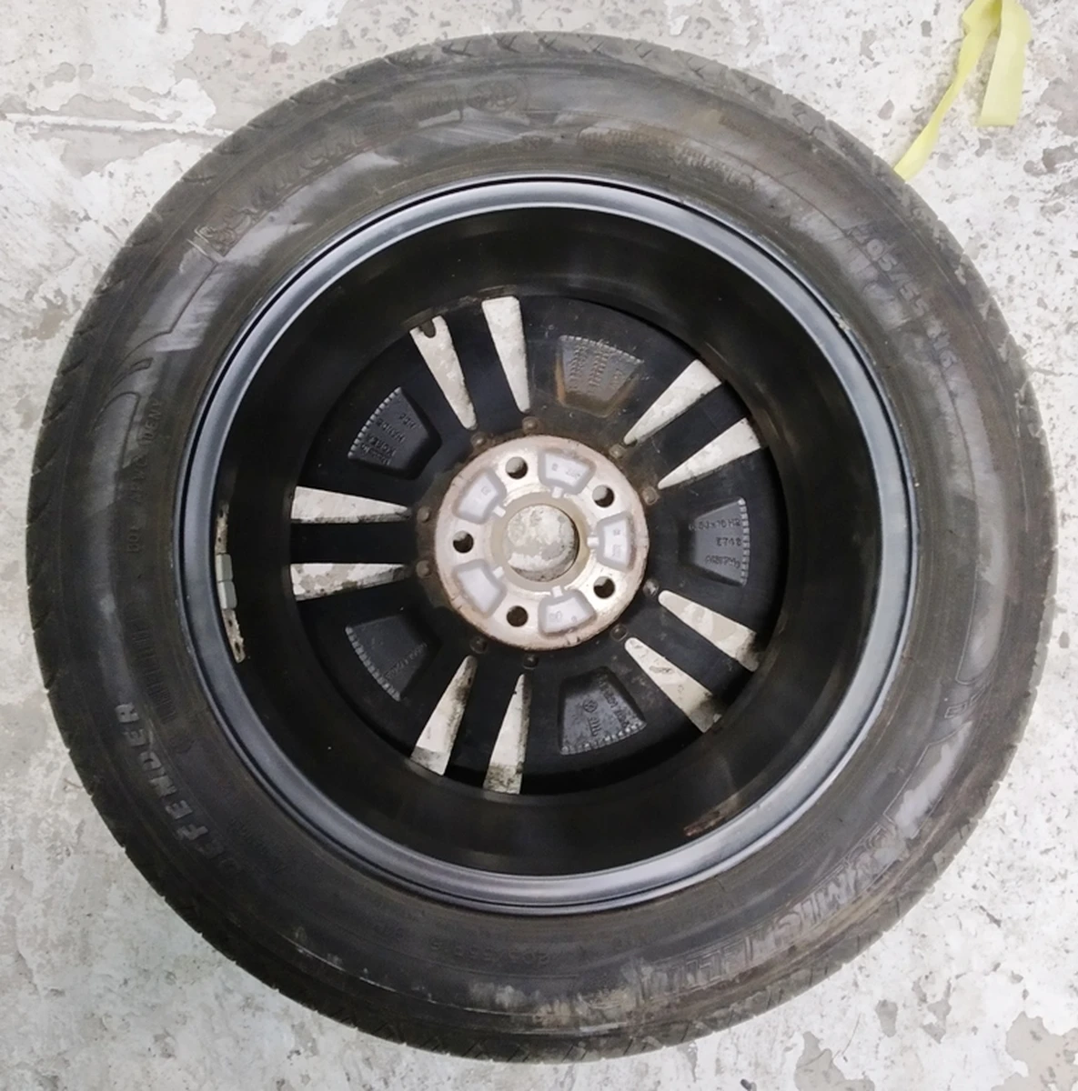 Complete wheel with damage (disc 6.5JX16H2 ET46 tire MICHELIN 205/55 R16 tread 3.18mm) 5GE601025 Volkswagen E-